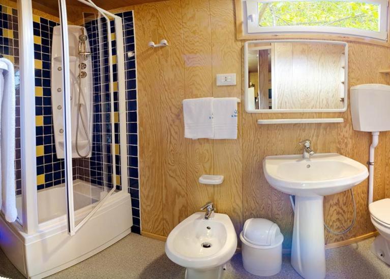 Il Tridente Camping Village Бибионе Екстериор снимка