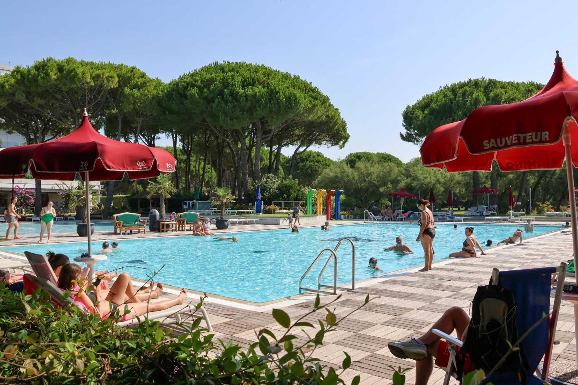 Il Tridente Camping Village Бибионе Екстериор снимка