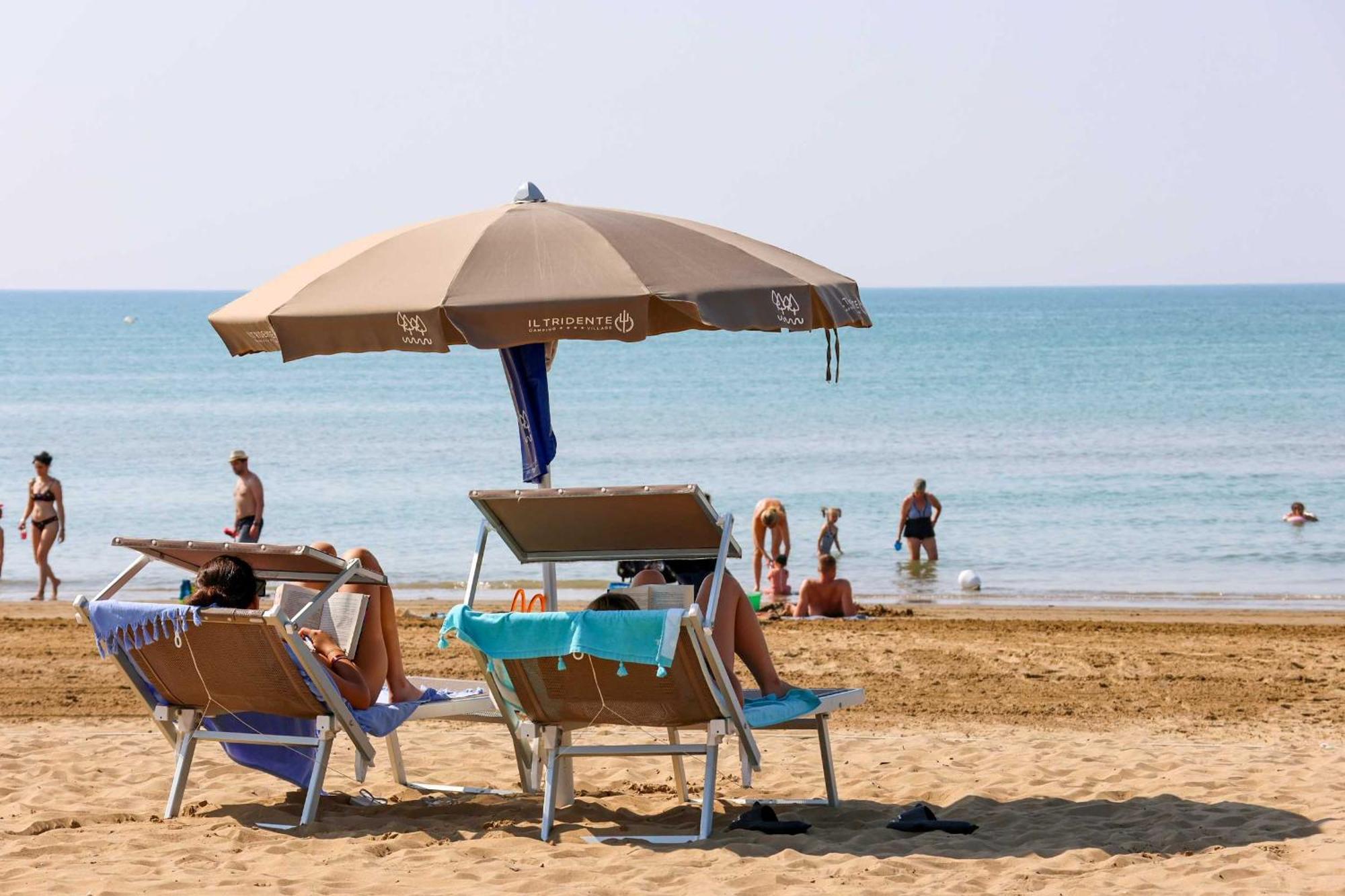 Il Tridente Camping Village Бибионе Екстериор снимка